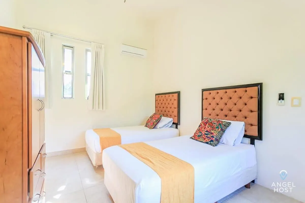 Villa With Private Pool & Large Garden In Playacar Playa del Carmen Mexiko